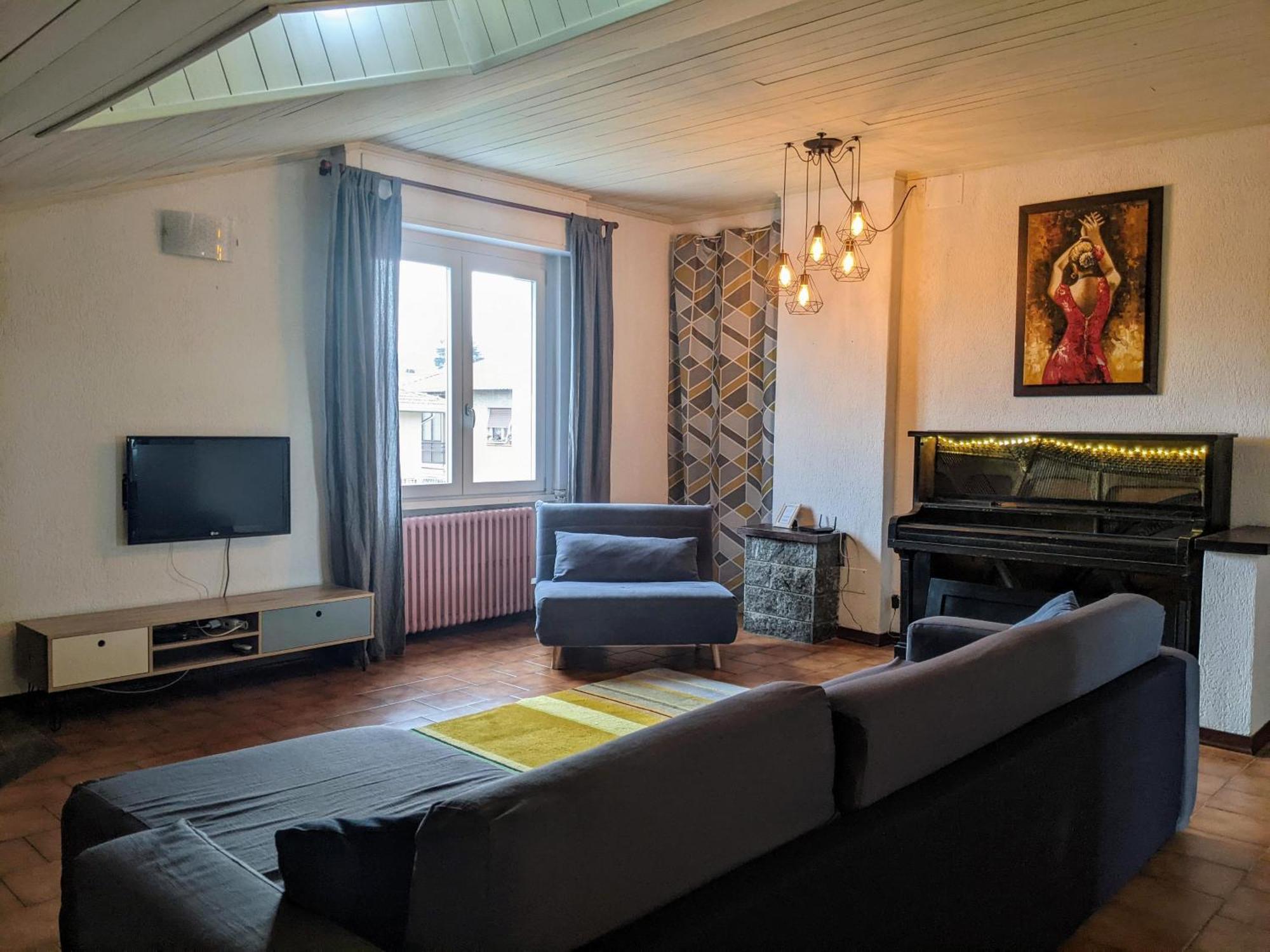 Lago Maggiore - Loft Apartment Ispra Bagian luar foto